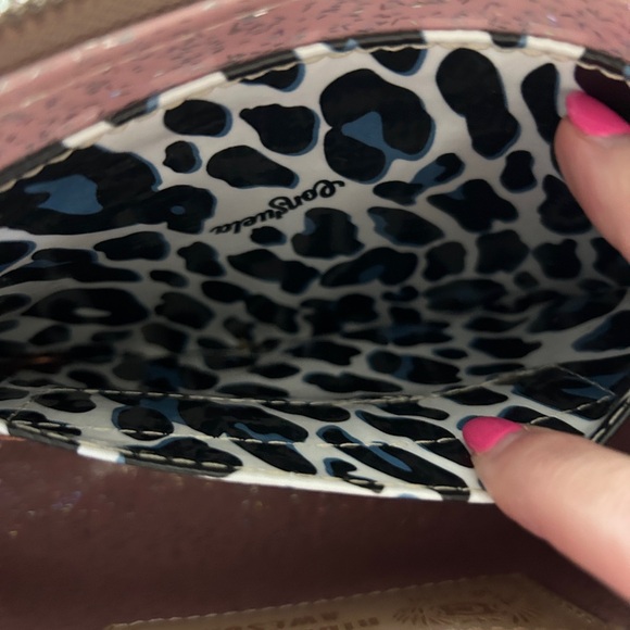 Consuela Diego Midtown Crossbody - Picture 13 of 13